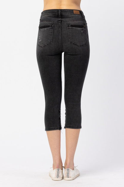 Judy Blue High Waist Black Distressed Skinny Capri