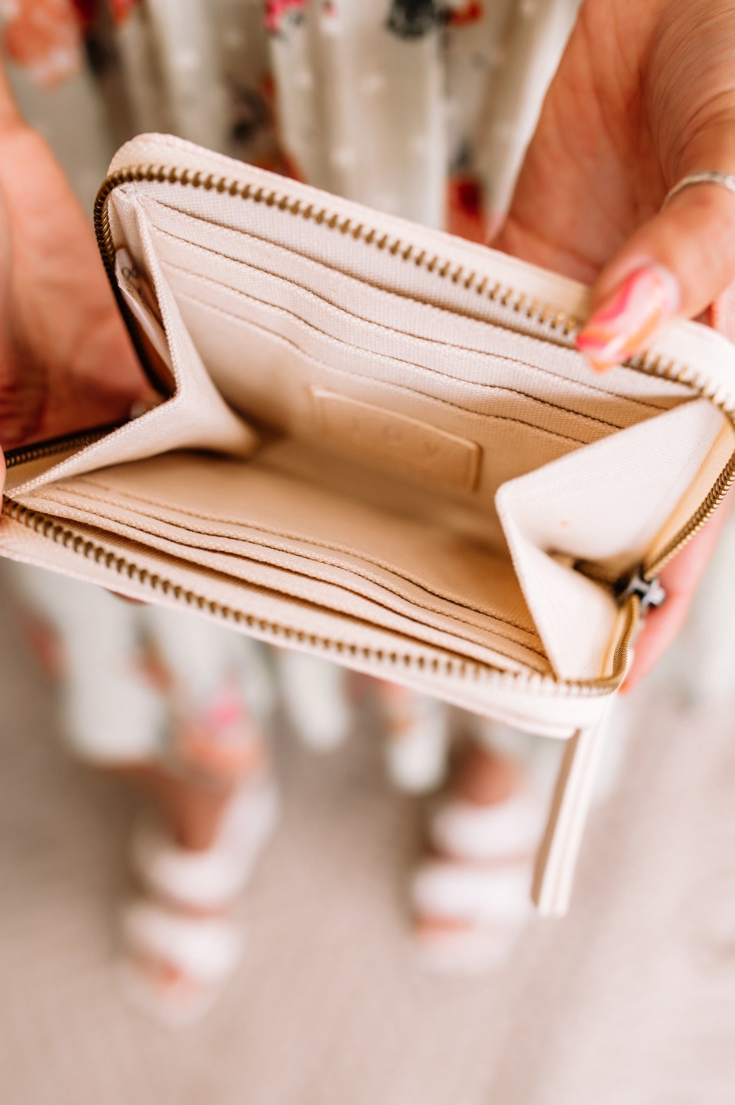 Joy Susan Mini Pixie Wallet In Ivory