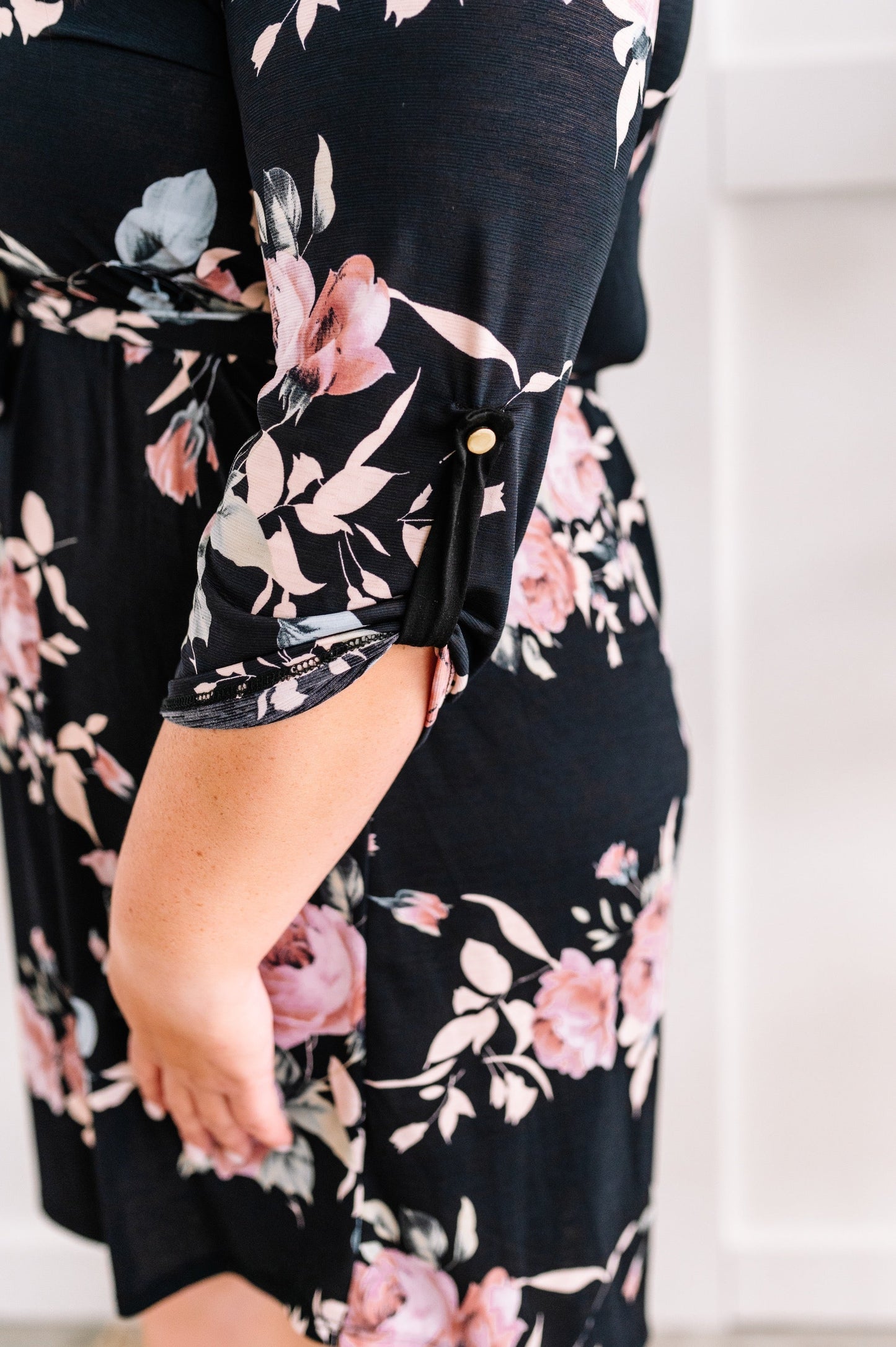 Floral Gabby Dress With Tie Belt In Black