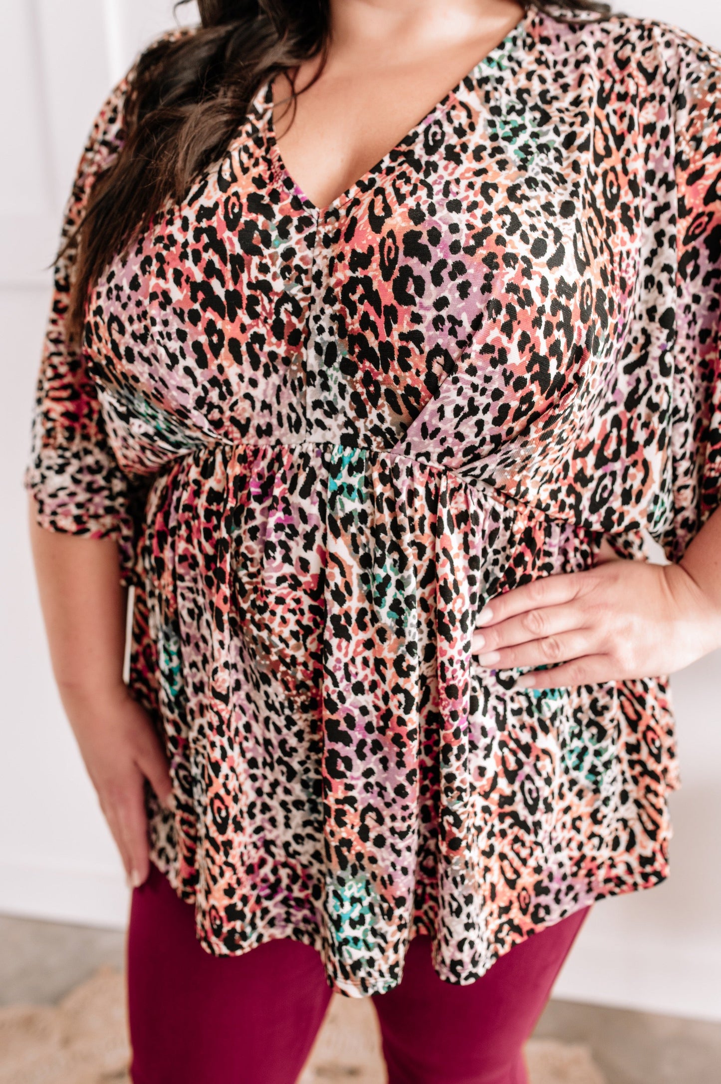 Stretchy Dolman Sleeve Babydoll Top In Leopard Multi