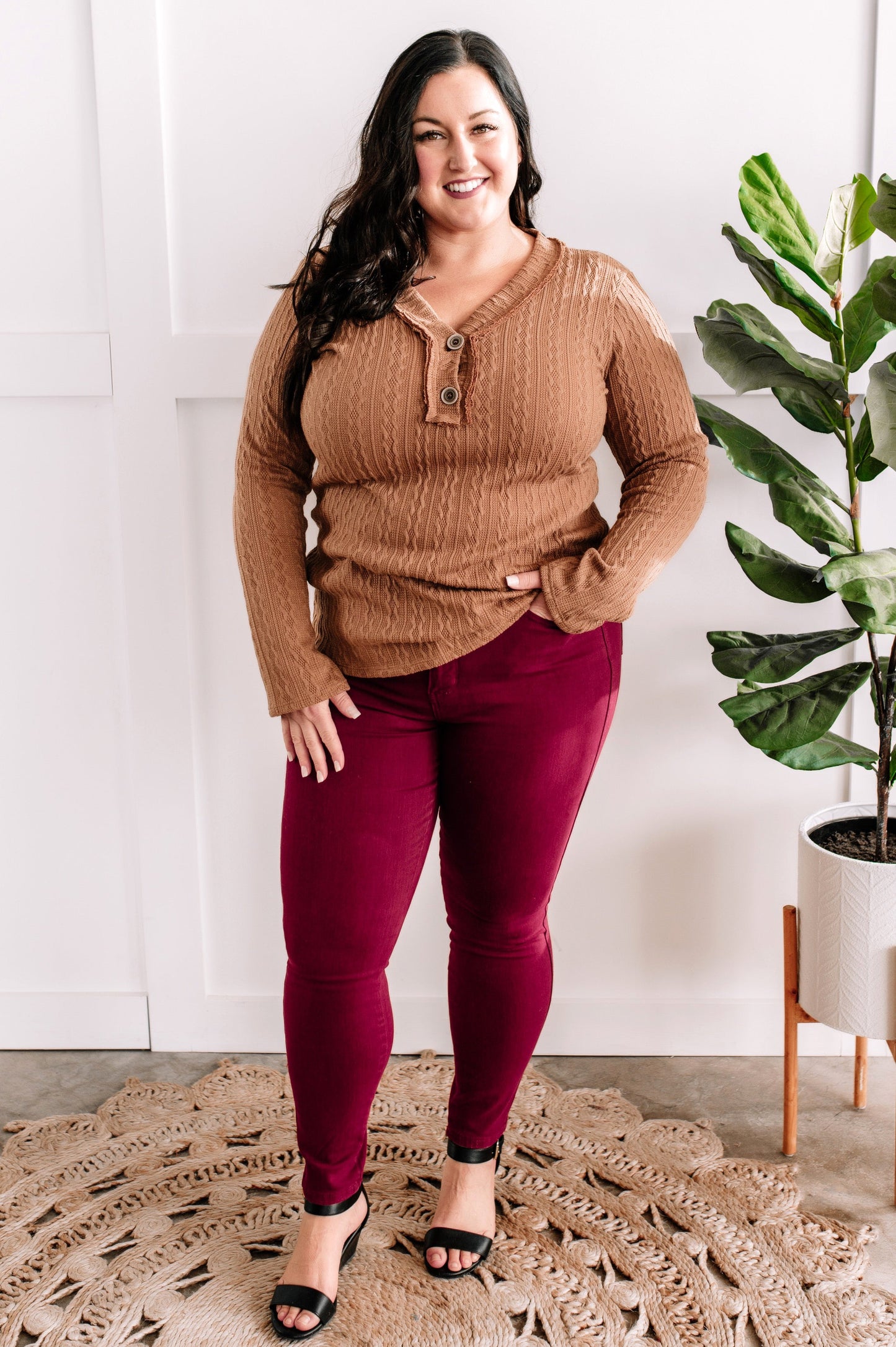 Tummy Control Skinny Fit Judy Blue Jeans In Garnet