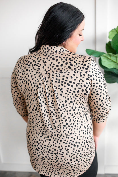 Gabby Front Top With Button Sleeve Detail In Leopard