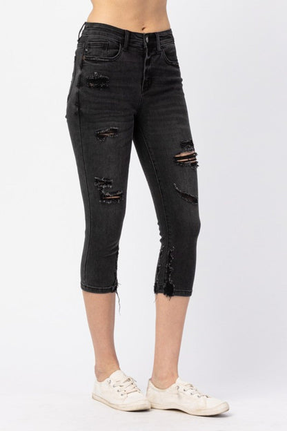 Judy Blue High Waist Black Distressed Skinny Capri